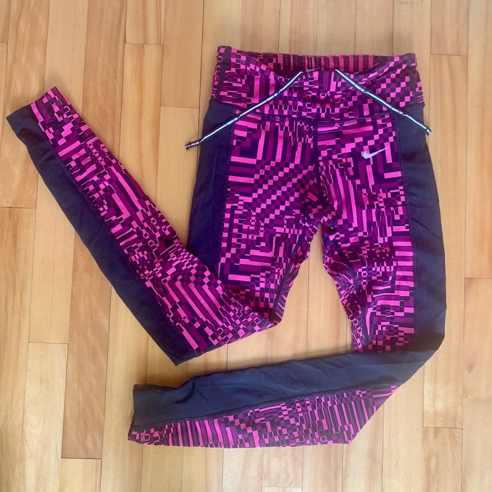💜NIKE Like New Women’s Epic Lux Dri-Fit Pink Geometric Leggings XS